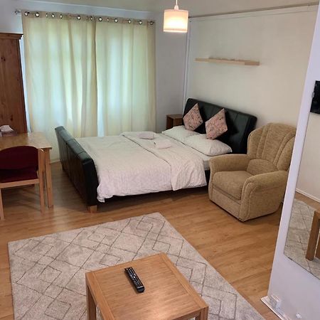 Birmingham City Guest House Екстер'єр фото