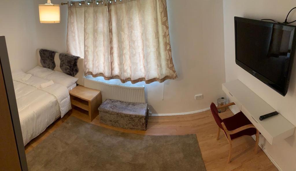 Birmingham City Guest House Екстер'єр фото